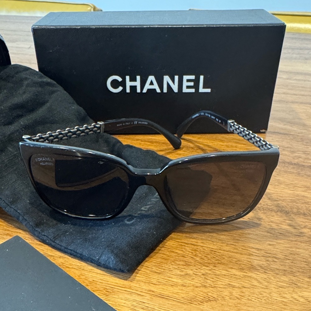Chanel Sunglasses 5325 c 501/58